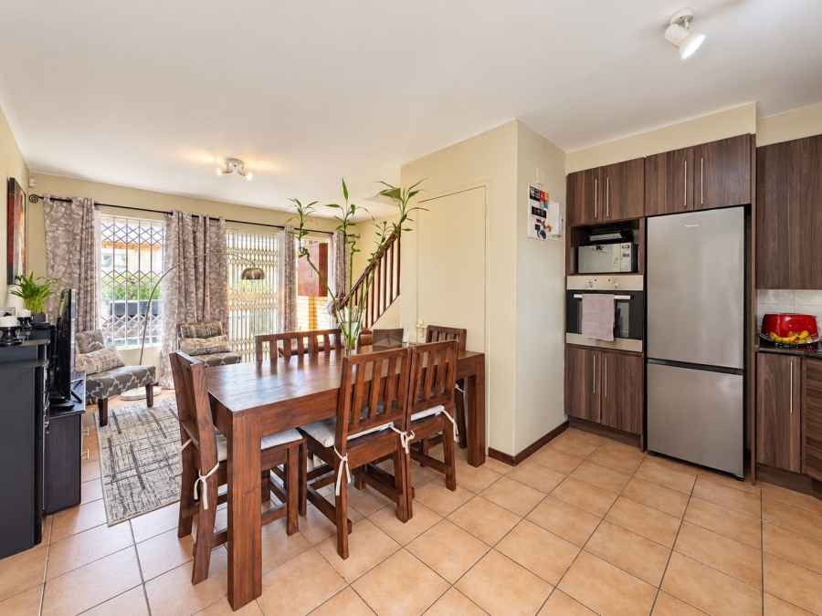 2 Bedroom Property for Sale in Kenilworth Western Cape